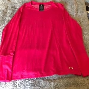 Woman’s Under Armor cold gear layering shirt